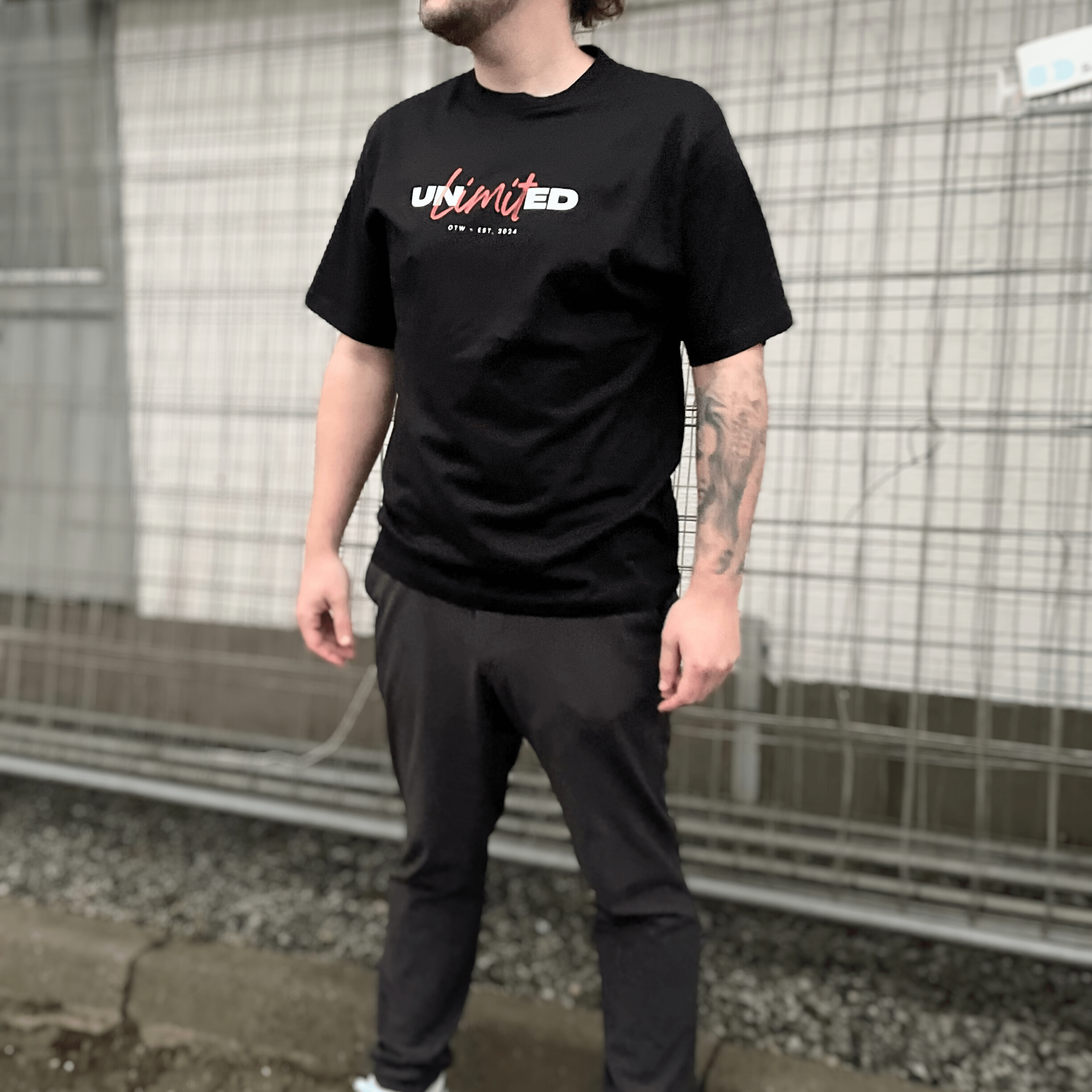 Unlimited - Regular Fit Tee - One2Wear